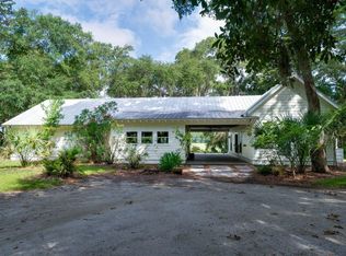 8440 Chisolm Plantation Rd, Edisto Island, SC 29438