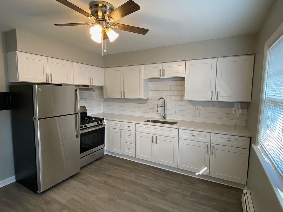 1st image of 442 N Ardmore Ave APT 2A