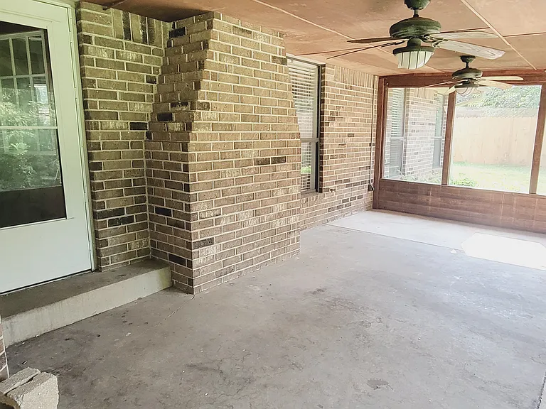 4305 Liberty Cir — Photo 16