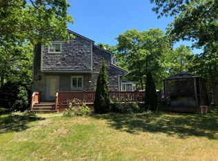 8 Hye Rd, Edgartown, MA 02539
