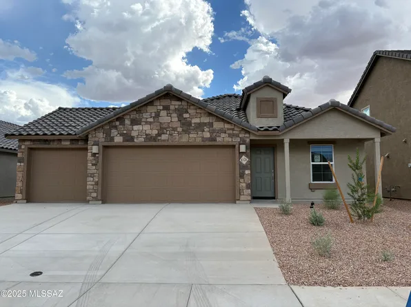 8328 S Larry Doby Way, Vail, AZ 85641