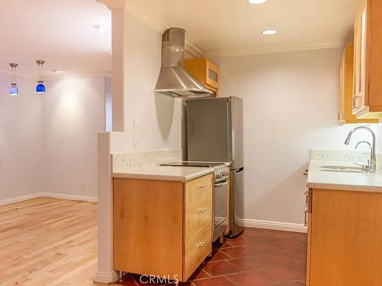 2311 4th St #221 — Photo 4
