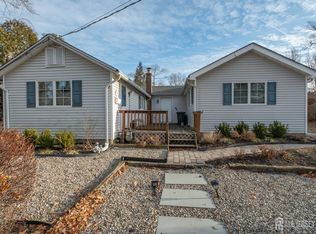12 Parmly St, Rumson, NJ 07760