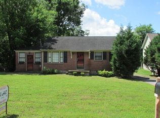 543 Fairlane Dr, Nashville, TN 37211