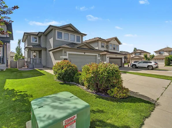 616 61st St SW, Edmonton, AB T6X 0G1