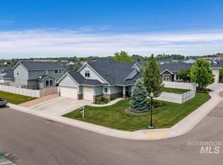 11592 W Shortcreek St, Star, ID 83669