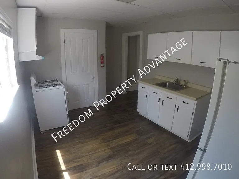 726 E 9th Ave #2 — Photo 4
