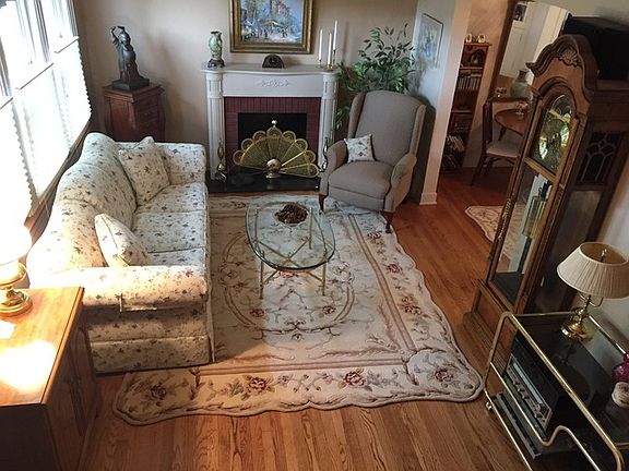 4th image of 3735 Oak Park Ave