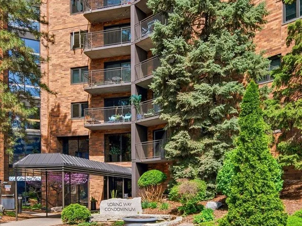 210 W Grant St APT 210, Minneapolis, MN 55403