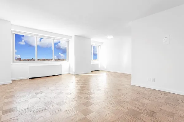 Rented by Olnick Organization | media 2