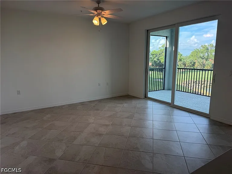 18411 Copperhead Ct N #332 — Photo 27