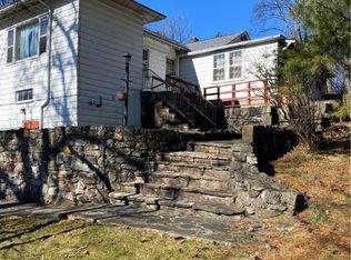 3239 Brodhead Rd, Bethlehem, PA 18020