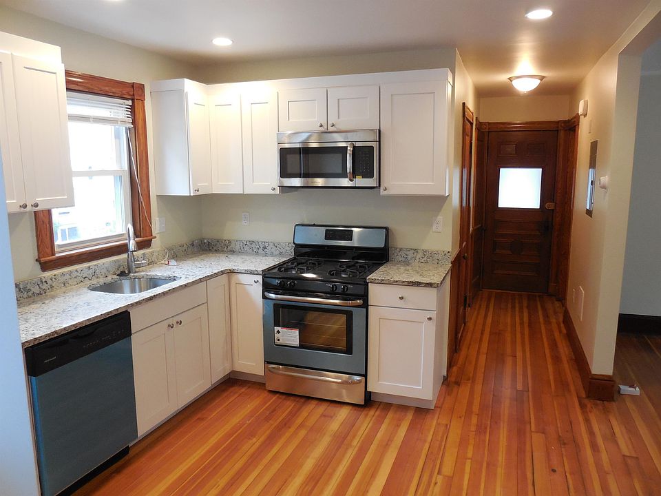 1st image of 30 Ardale St #1
