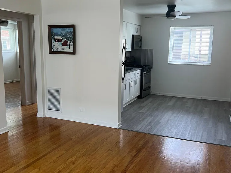 517 Prairie Ave #1 — Photo 2