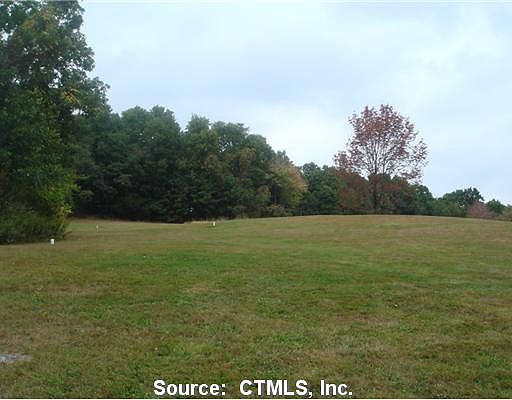 1st image of 615 Middle Road Tpke