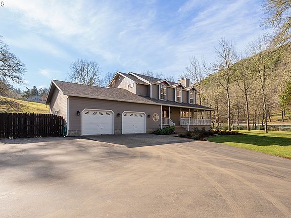 3rd image of 762 San Souci Dr