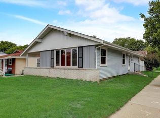 9600 W Morgan Ave, Milwaukee, WI 53228