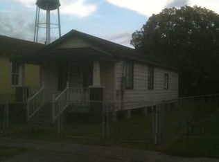 521 Maple Ave, Harvey, LA 70058