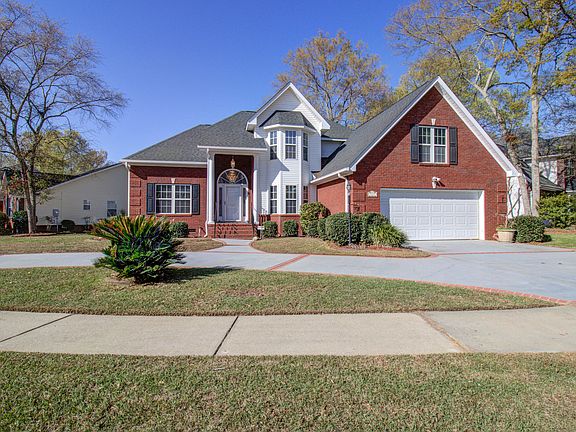 3rd image of 123 Spalding Cir