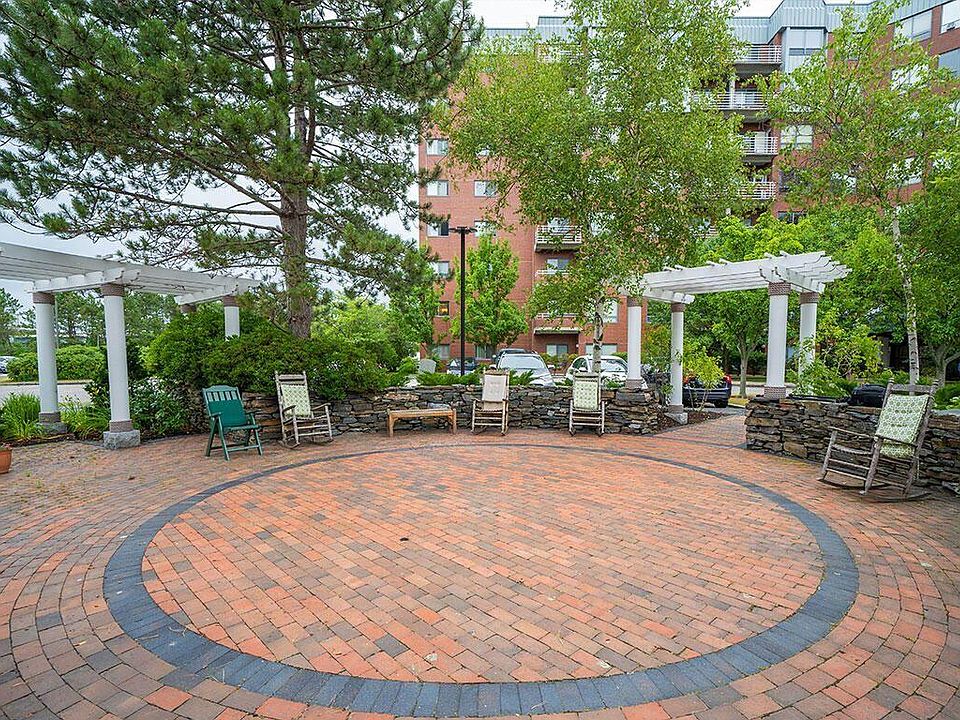 148 Breakwater Dr South Portland, ME, 04106 Apartments for Rent Zillow