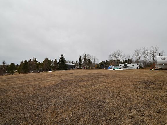 5th image of 336 Range Road 112 #56415