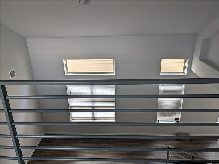 105 Durmont Pass — Photo 15