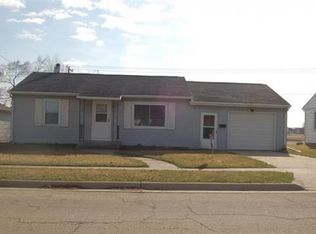 109 Nancy St, Mount Morris, IL 61054