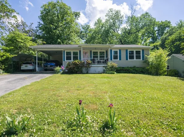 1434 Williams Rd, Hixson, TN 37343