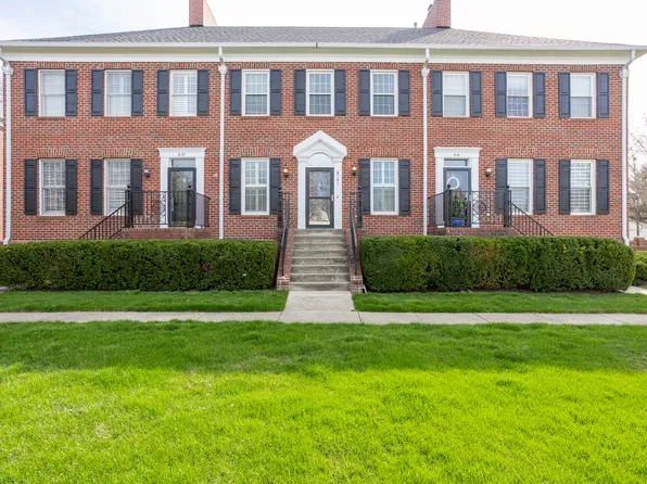 8183 Heyward Dr, Indianapolis, IN 46250