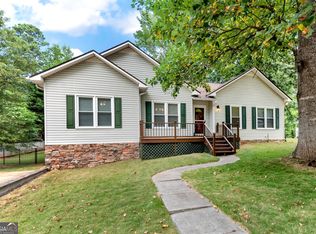 6445 Wildwood Trl, Flowery Branch, GA 30542