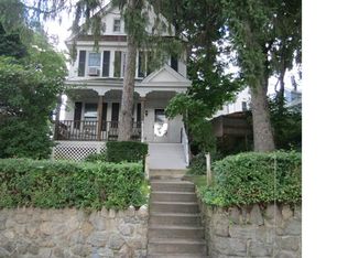 2433 Boston Post Rd, Larchmont, NY 10538