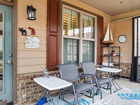 5th image of 157 Camden Way #9