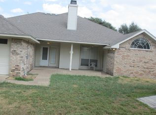 808 Meadow Mountain Dr, Woodway, TX 76712