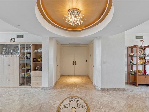 4th image of 19111 Collins Ave APT 2503