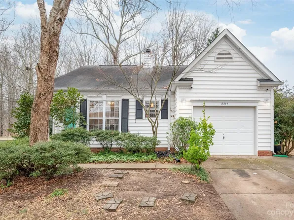 8314 Bristol Ford Pl, Charlotte, NC 28215