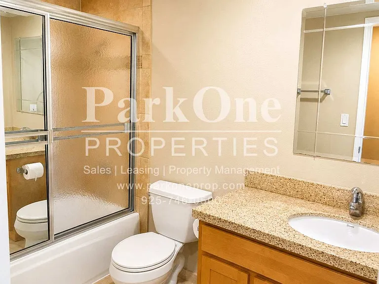 1500 Fieldcrest Dr — Photo 7