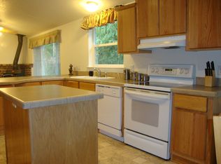 1912 Island Dr NW, Olympia, WA 98502