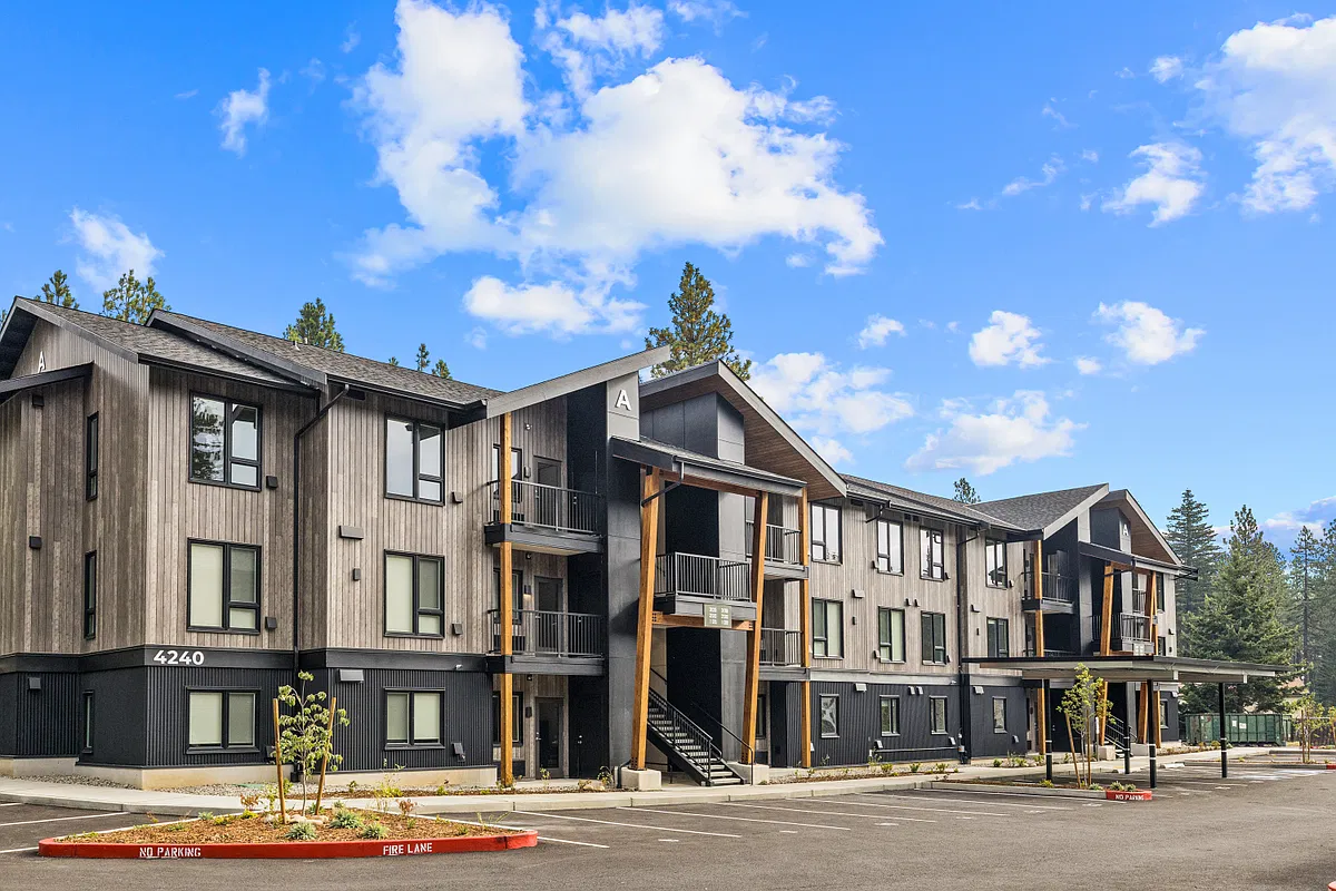 Switchback Apartments — Photo 1