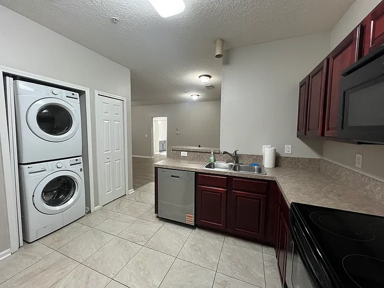 6985 Ortega Woods Dr — Photo 17