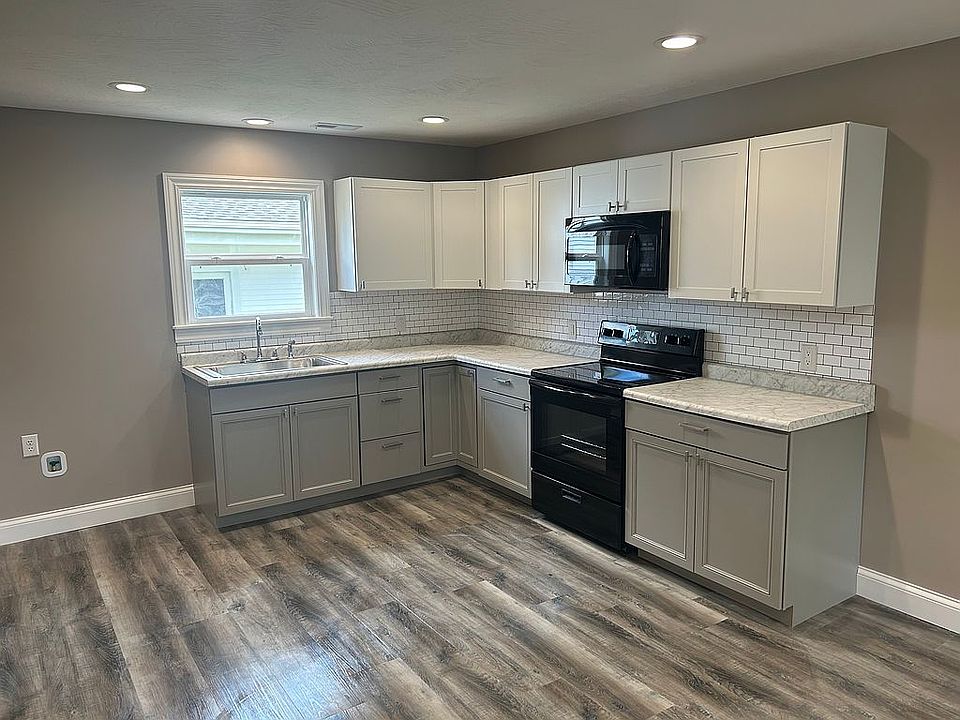 1st image of 300 Orchard Ave