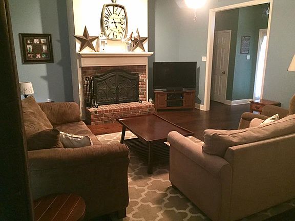 2nd image of 7702 Mary Anne Cir