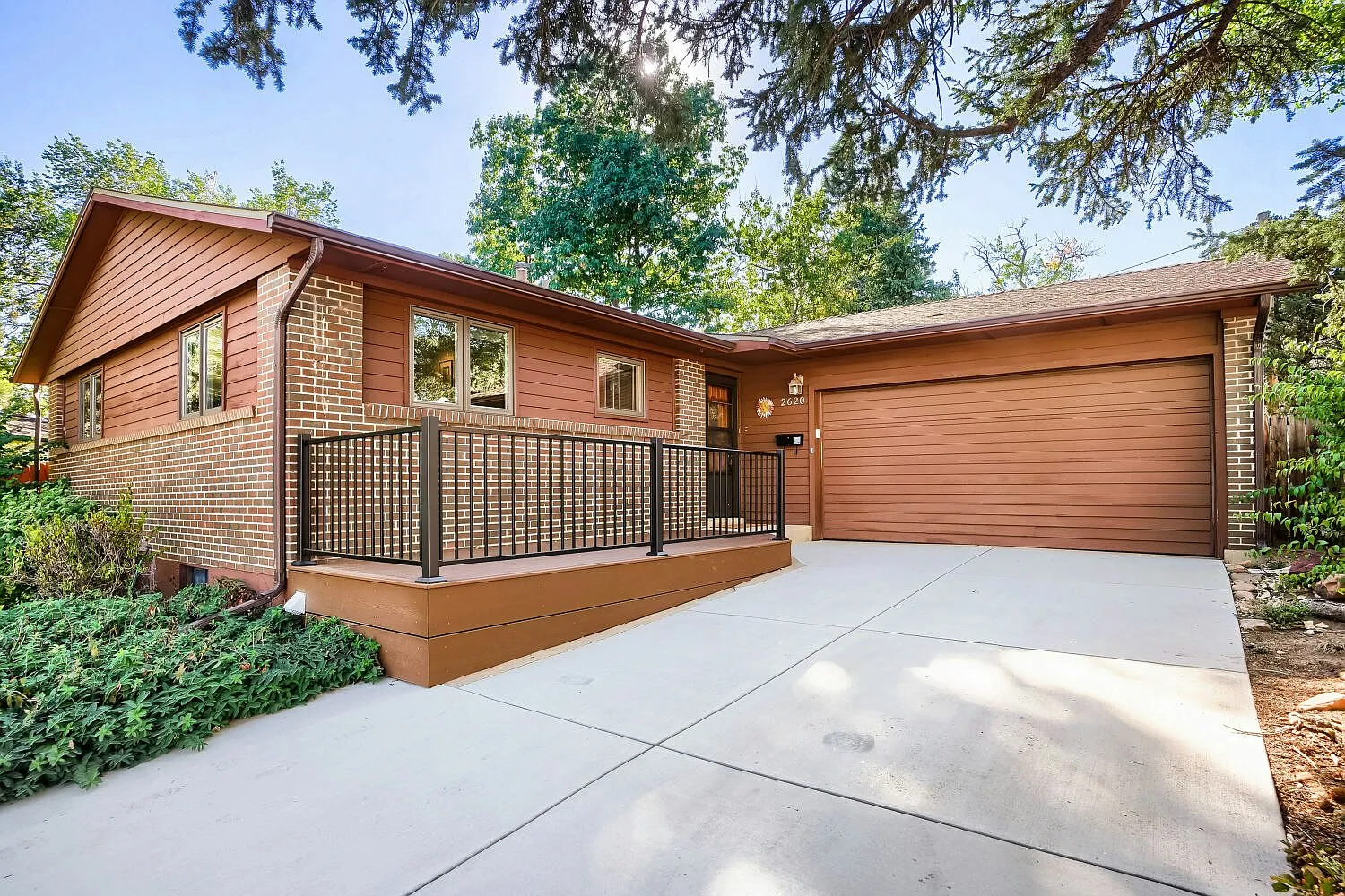 2620 Cornell Circle — Photo 2