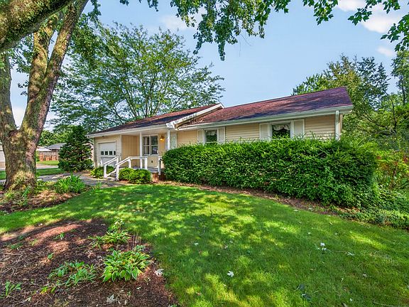4th image of 5310 Regency Dr
