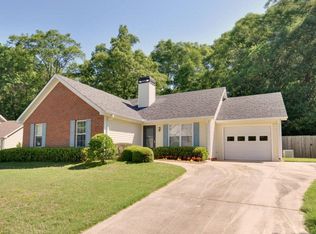 156 Spring Lake Dr, Athens, GA 30605