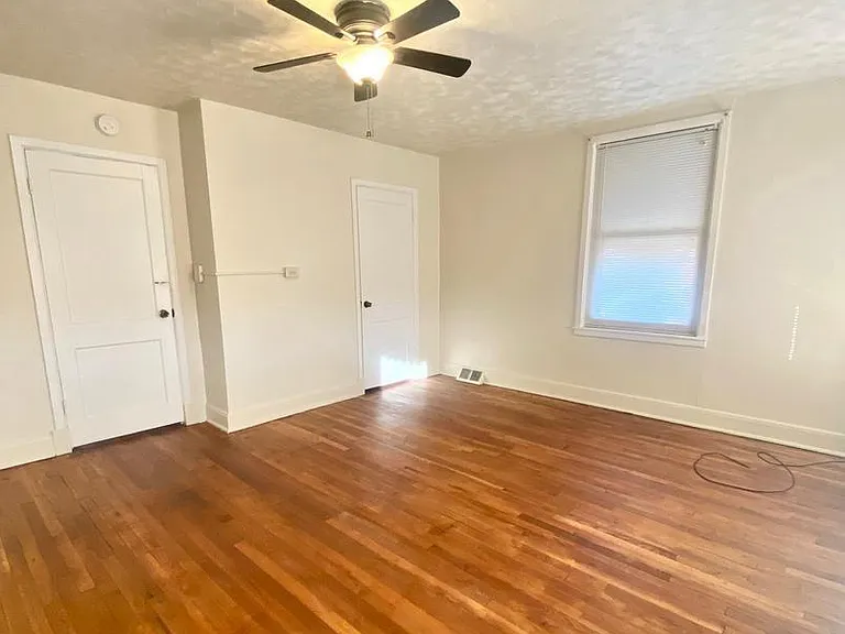 3018 Larue Sq E — Photo 12