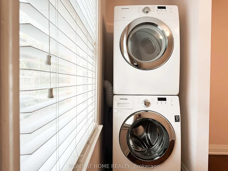 30 Northampton Dr — Photo 10