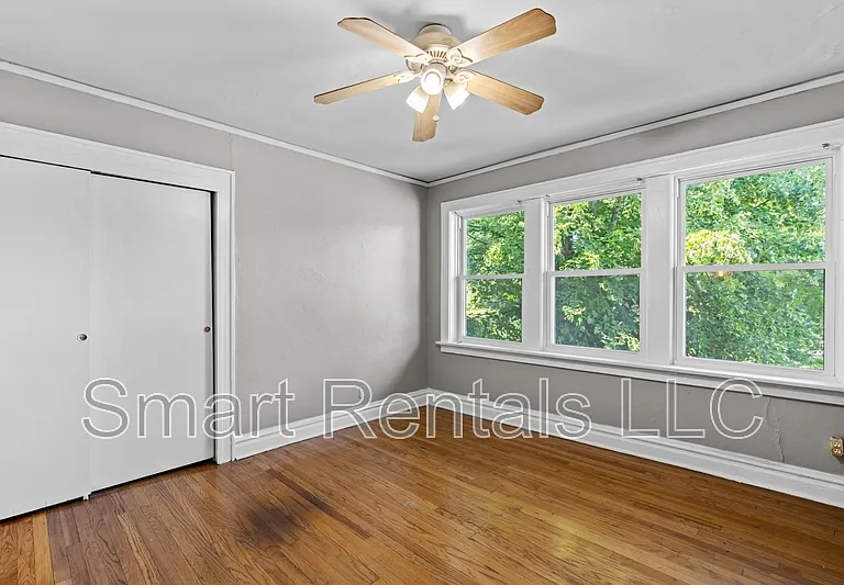 5618 S Grand Blvd #1 — Photo 15