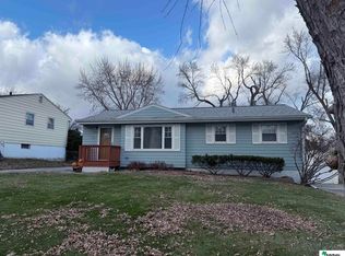 9210 Meredith Ave, Omaha, NE 68134