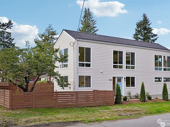 5th image of 12807 Ashworth Avenue N