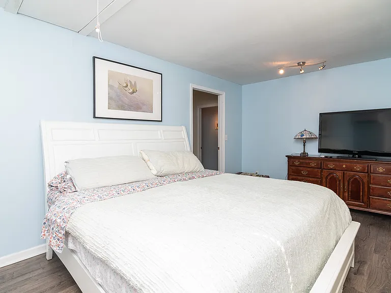2 Sea Side Dr — Photo 14